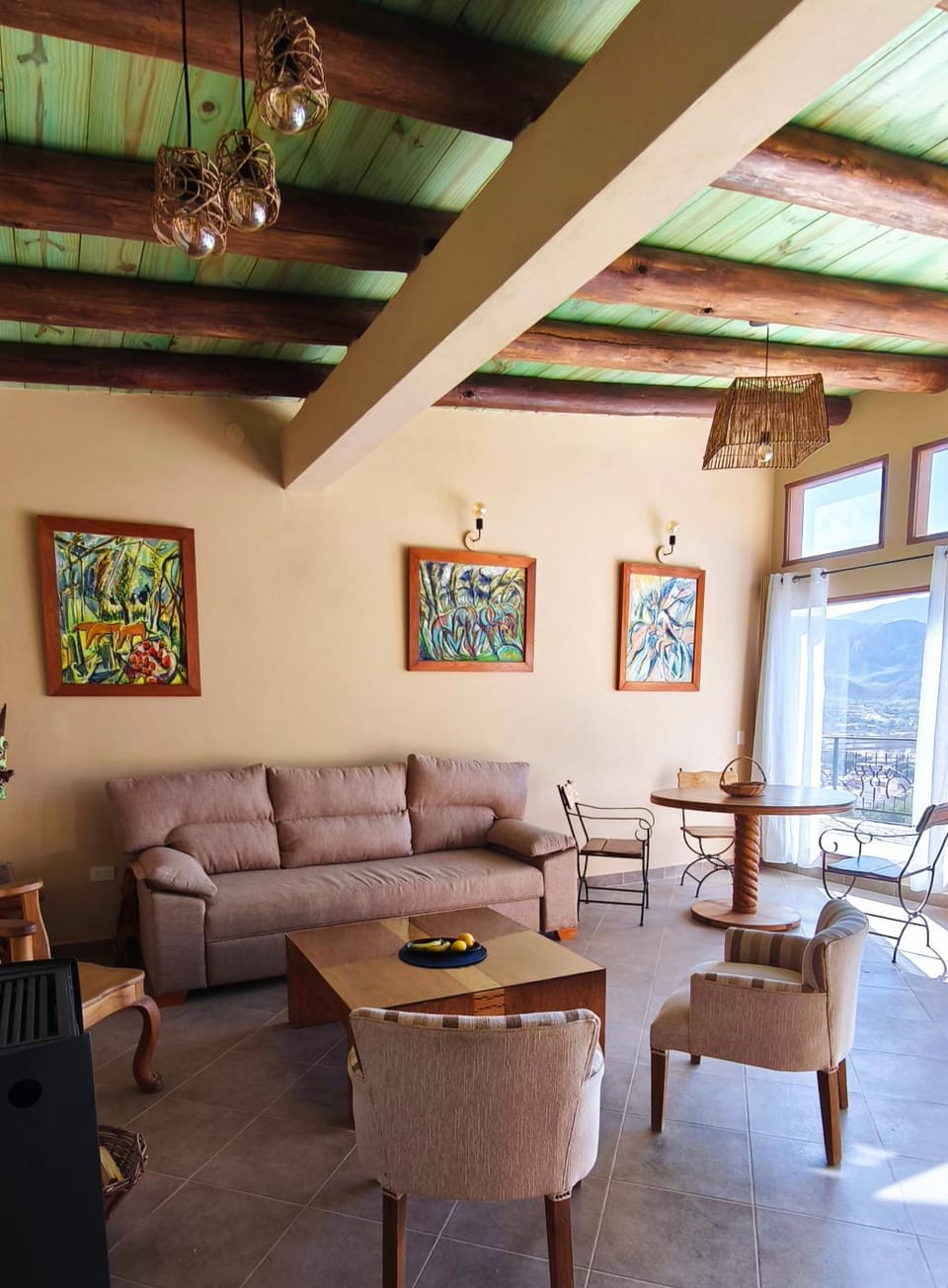 Living room, Seating area