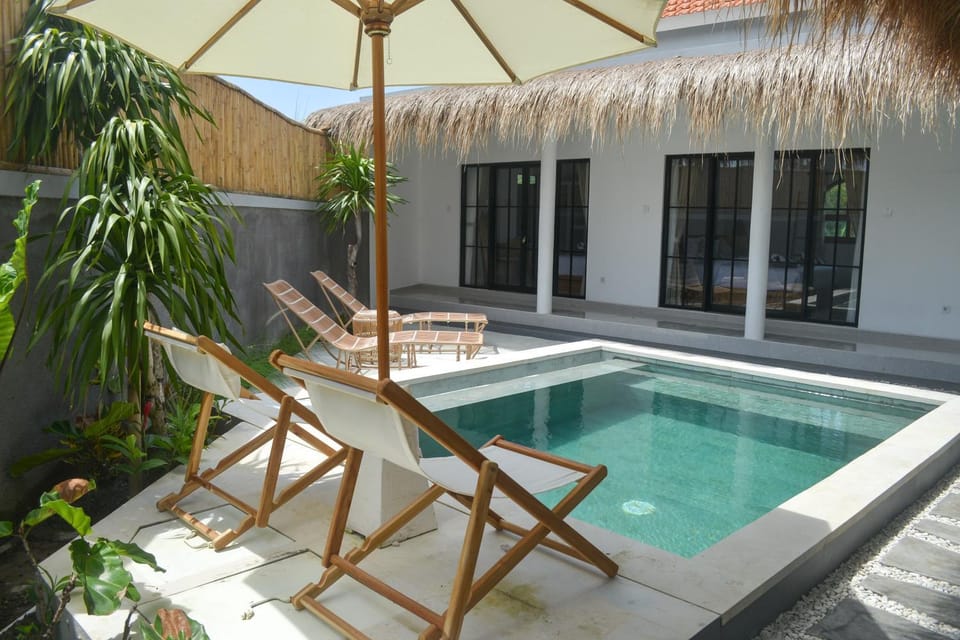 Bedroom, Swimming pool