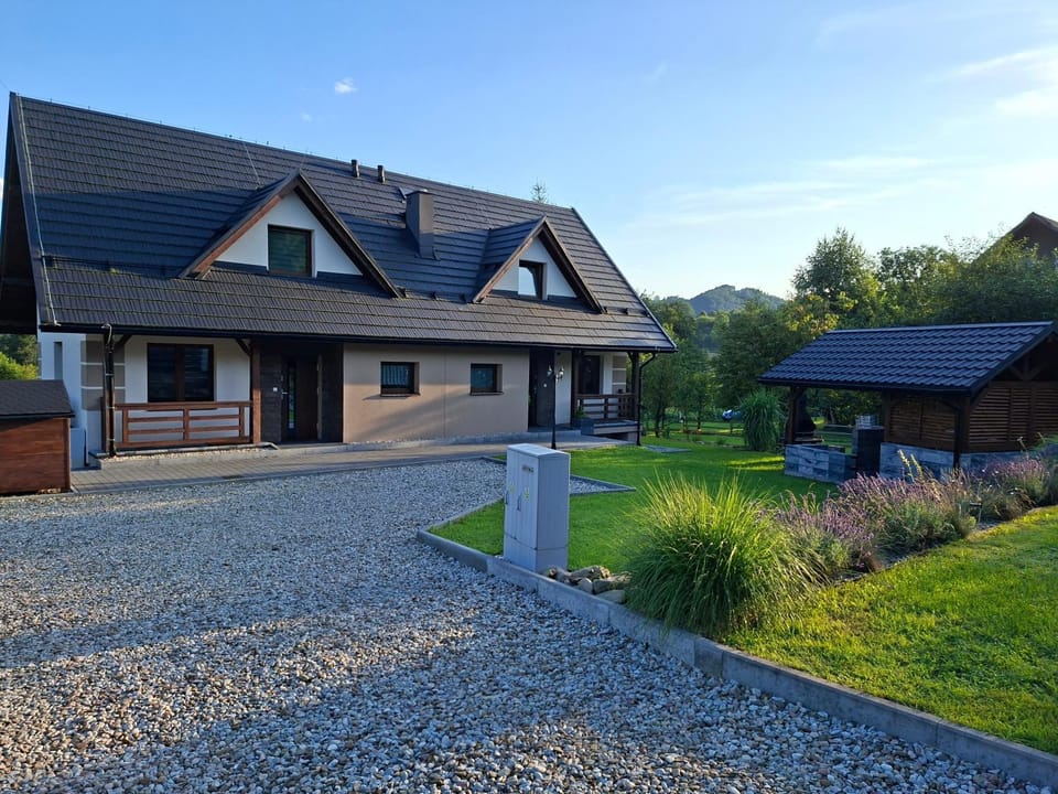 Property building, Natural landscape