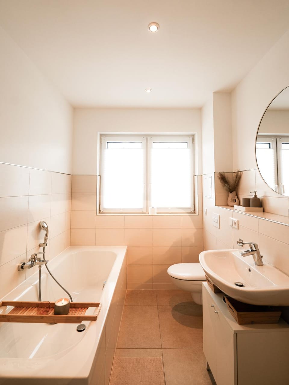 Bathroom, Bath
