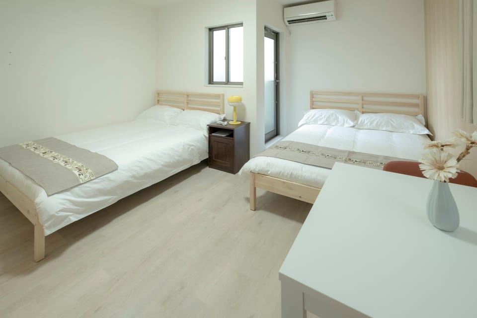 Bed, Photo of the whole room, Bedroom, towels, air conditioner