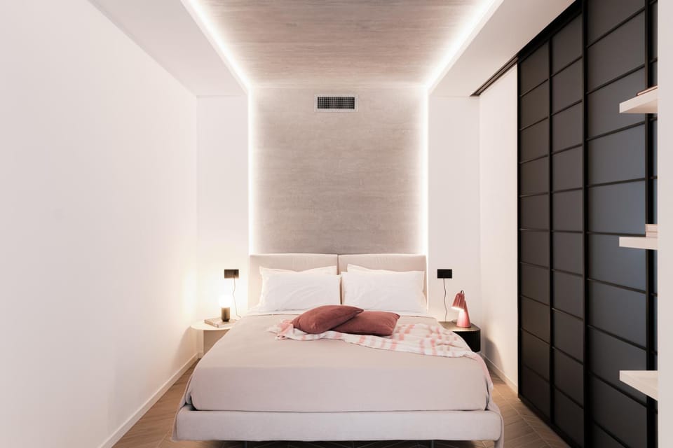 Bed, Bedroom