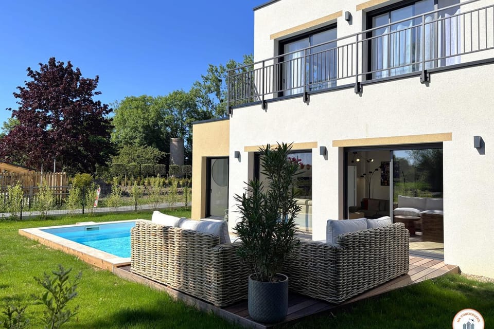 Patio, Garden, Pool view, Swimming pool