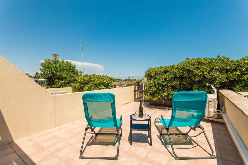 Corossol Héliopolis Modern apartment with terrace House in Agde