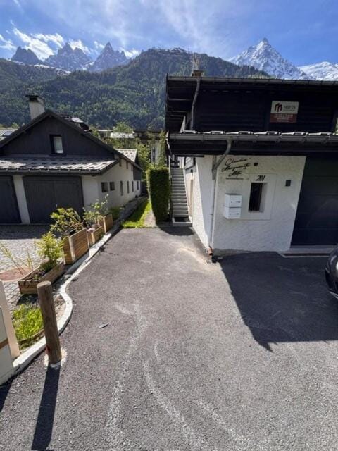 Chalet Meta by Brennus Chamonix Chalet in Chamonix