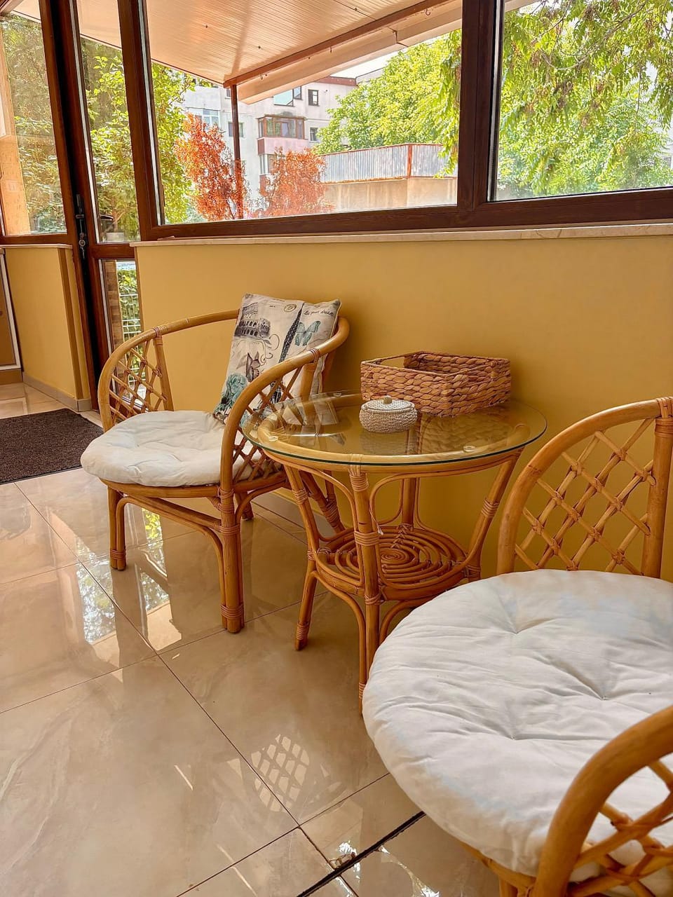 View (from property/room), Balcony/Terrace