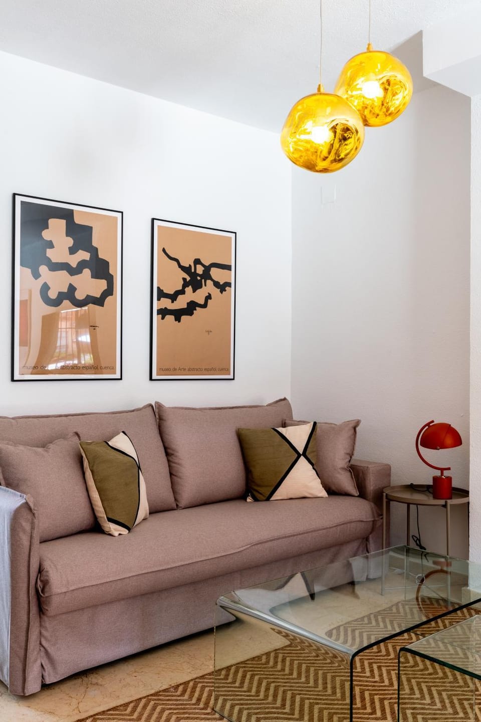 Living room, Seating area