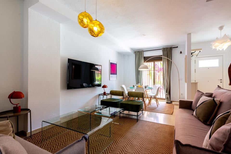TV and multimedia, Living room, Photo of the whole room, Seating area