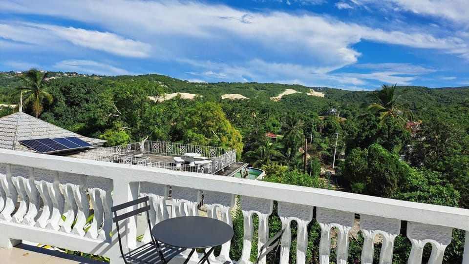Montego Bay - Hillside Retreat Apartment in Montego Bay
