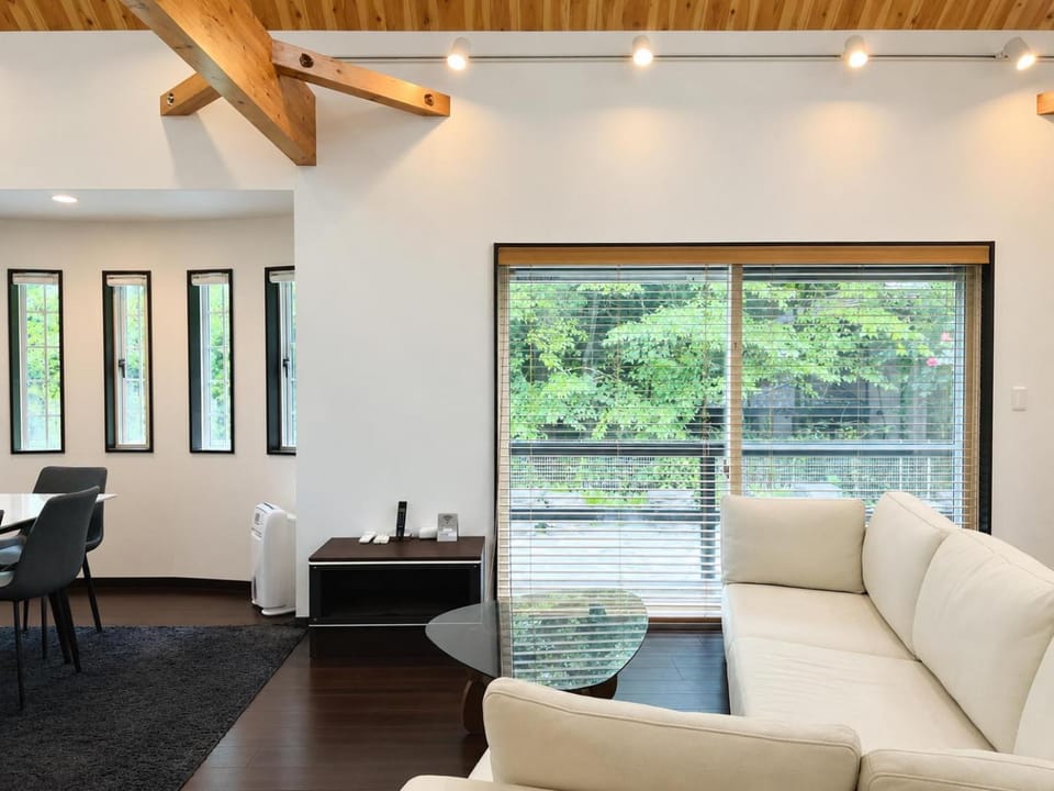 箱根 森の風を感じる一軒家 House in Hakone