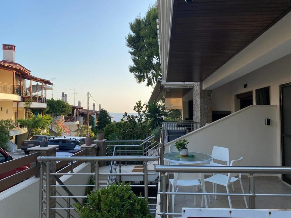 View (from property/room), Balcony/Terrace