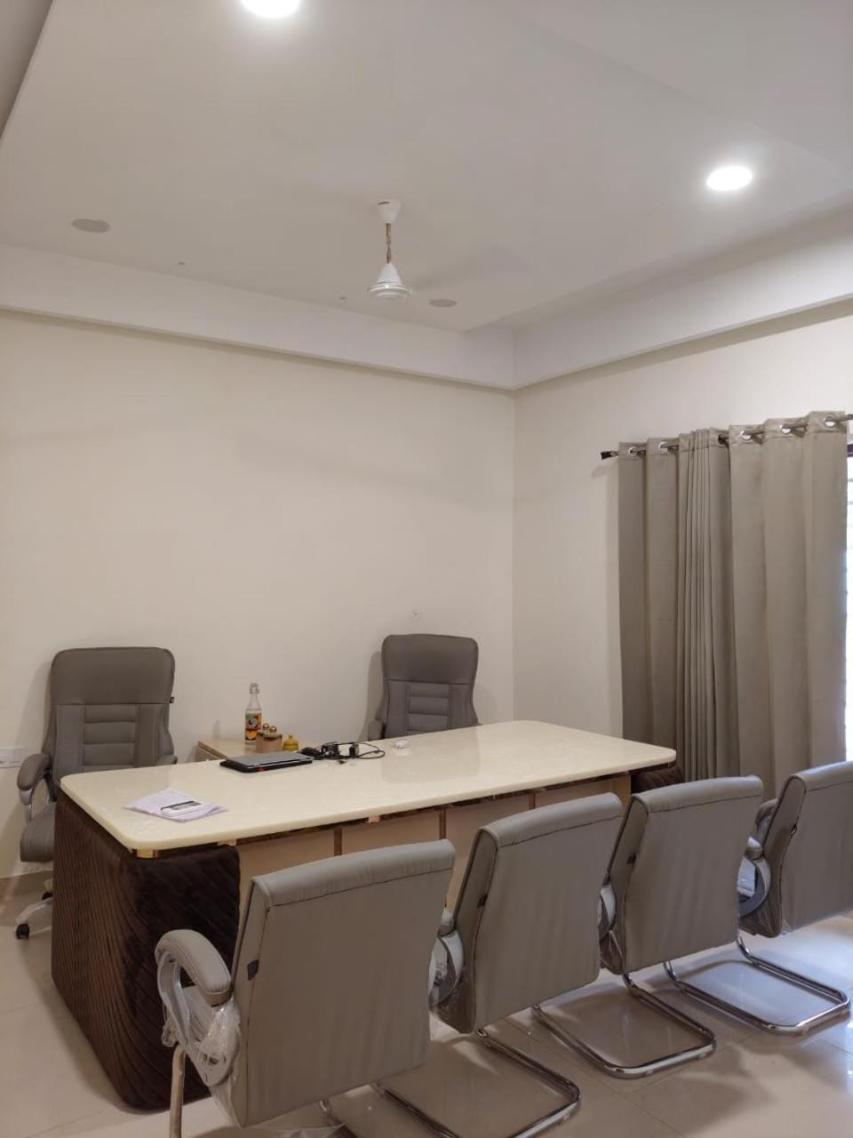 Seating area, Meeting/conference room