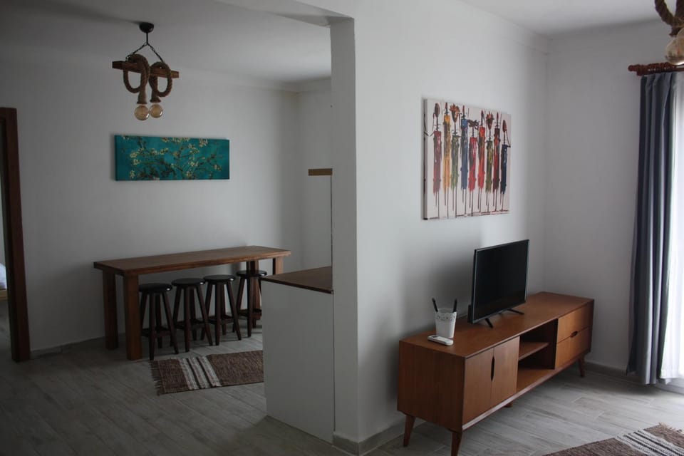 Communal lounge/ TV room, TV and multimedia