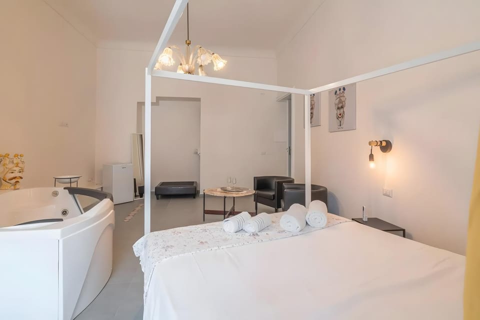 Living room, Bedroom