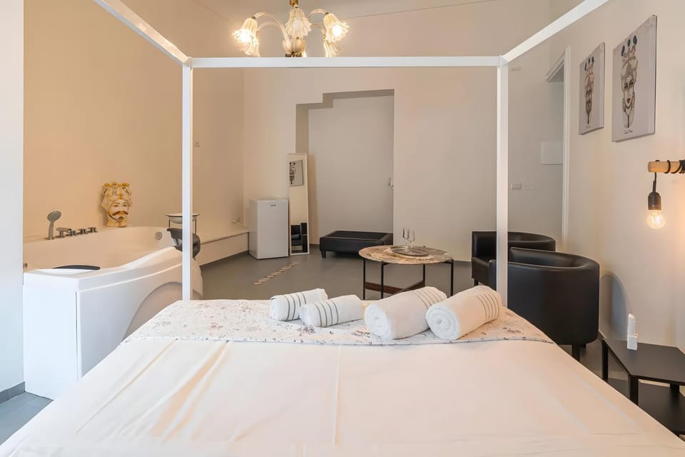 Living room, Bedroom