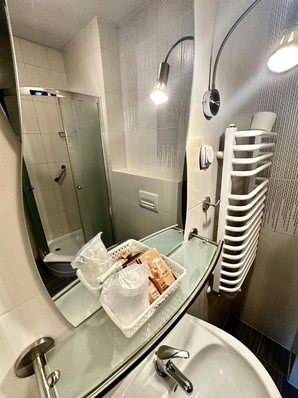 Hotel Pod Dębami Hotel in Greater Poland Voivodeship