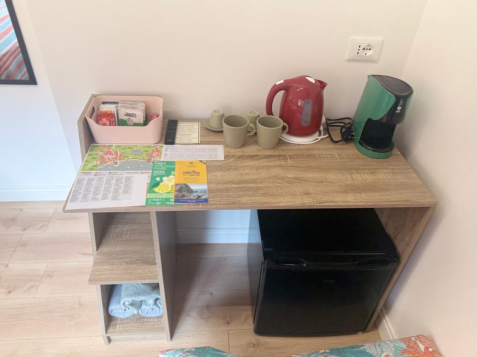 Coffee/tea facilities