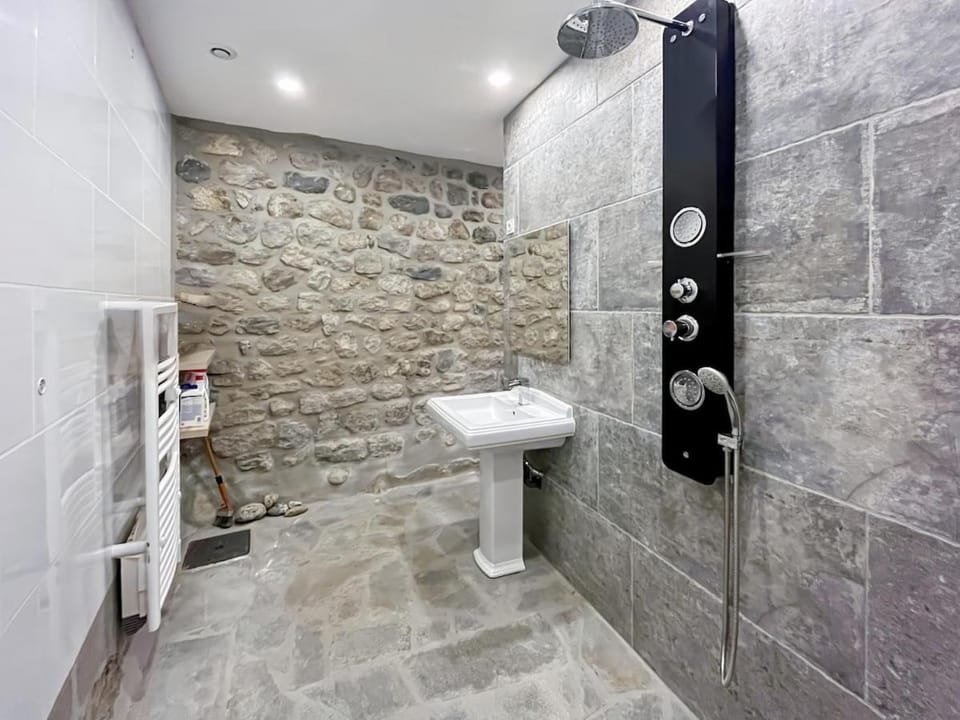 Maison FLOËGE 4 personnes Apartment in Provence