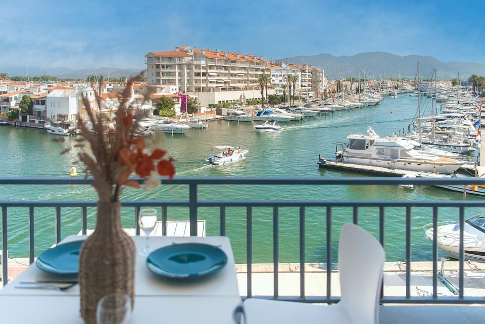 Balcony/Terrace, Dining area