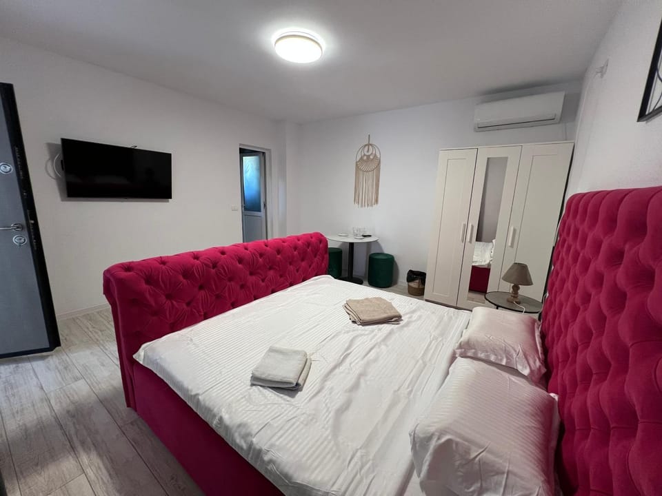 Pensiunea AVAL Bed and Breakfast in Dobrich Province, Bulgaria