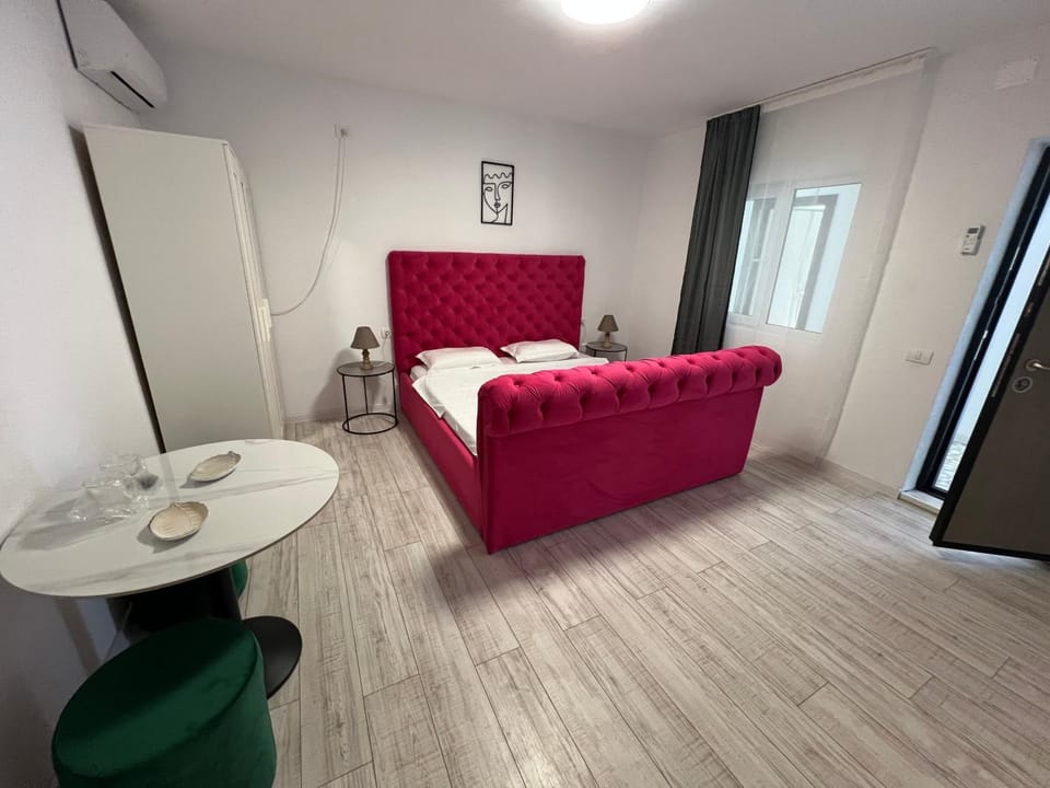 Pensiunea AVAL Bed and Breakfast in Dobrich Province, Bulgaria