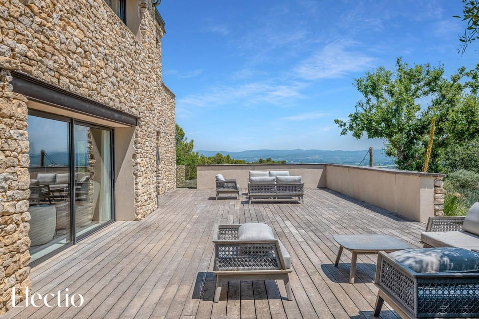 Patio, Day, Balcony/Terrace, Living room