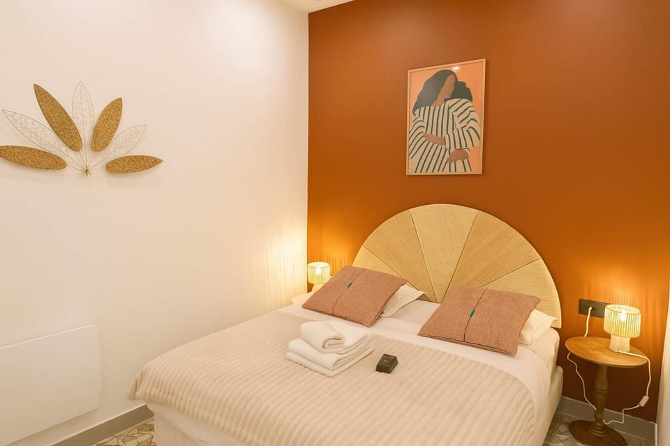 Appartement Bonne nouvelle - REX - Paris 10 - 6P Apartment in Paris