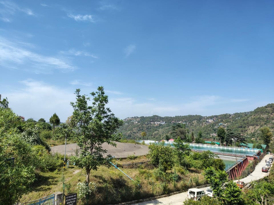 Spring, Mountain view, Pool view