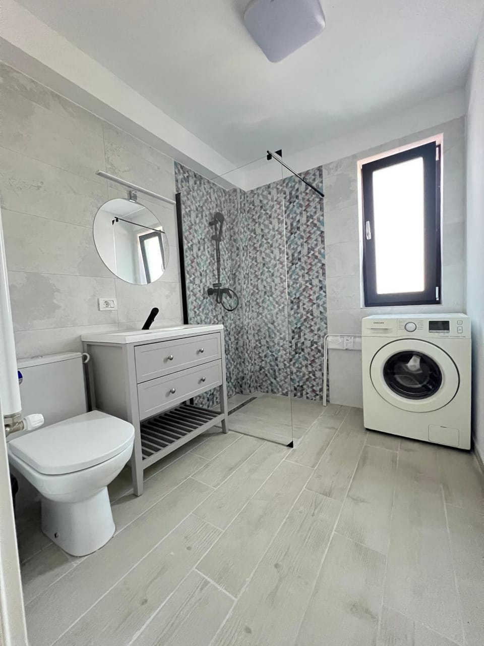 Shower, Bathroom, washing machine