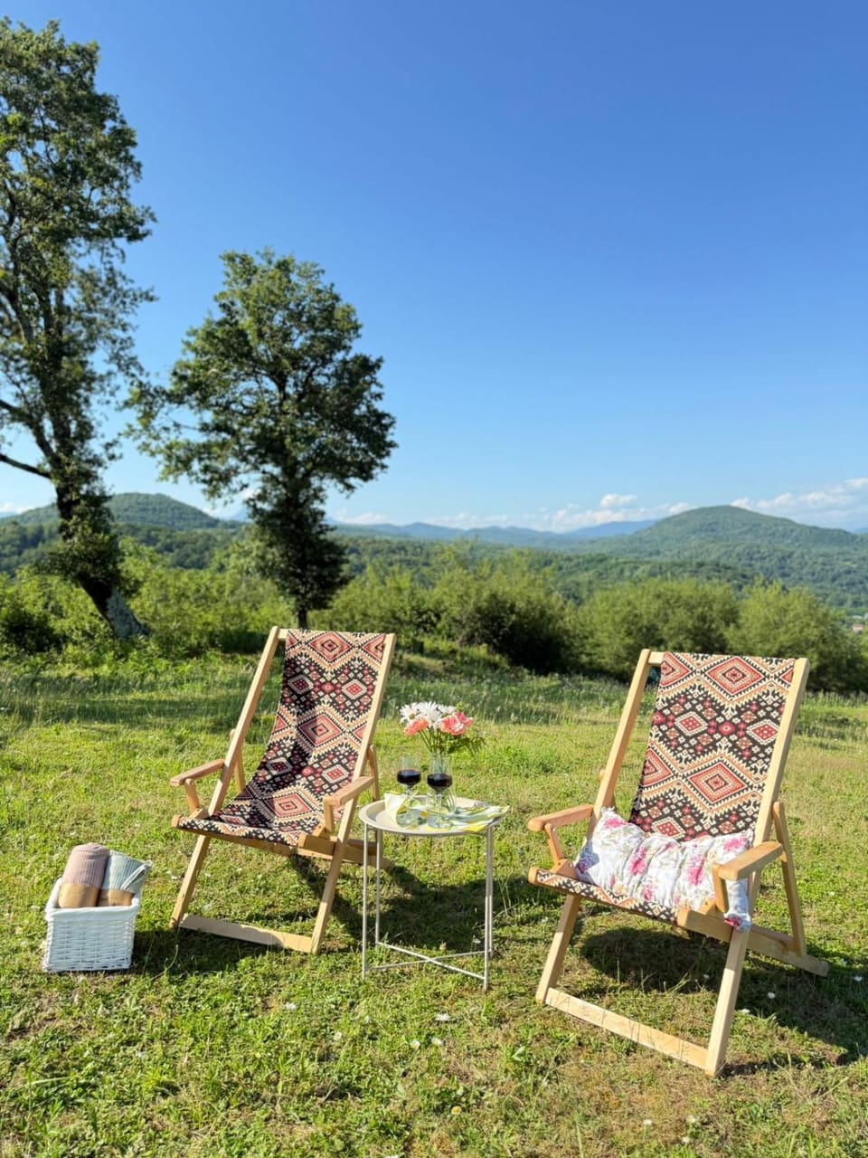 Spring, Day, Mountain view, sunbed