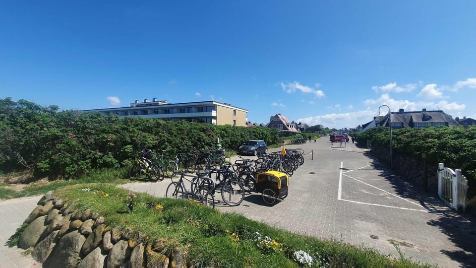 Duenenhof-zum-Kronprinzen-App-53 Apartment in Wenningstedt-Braderup