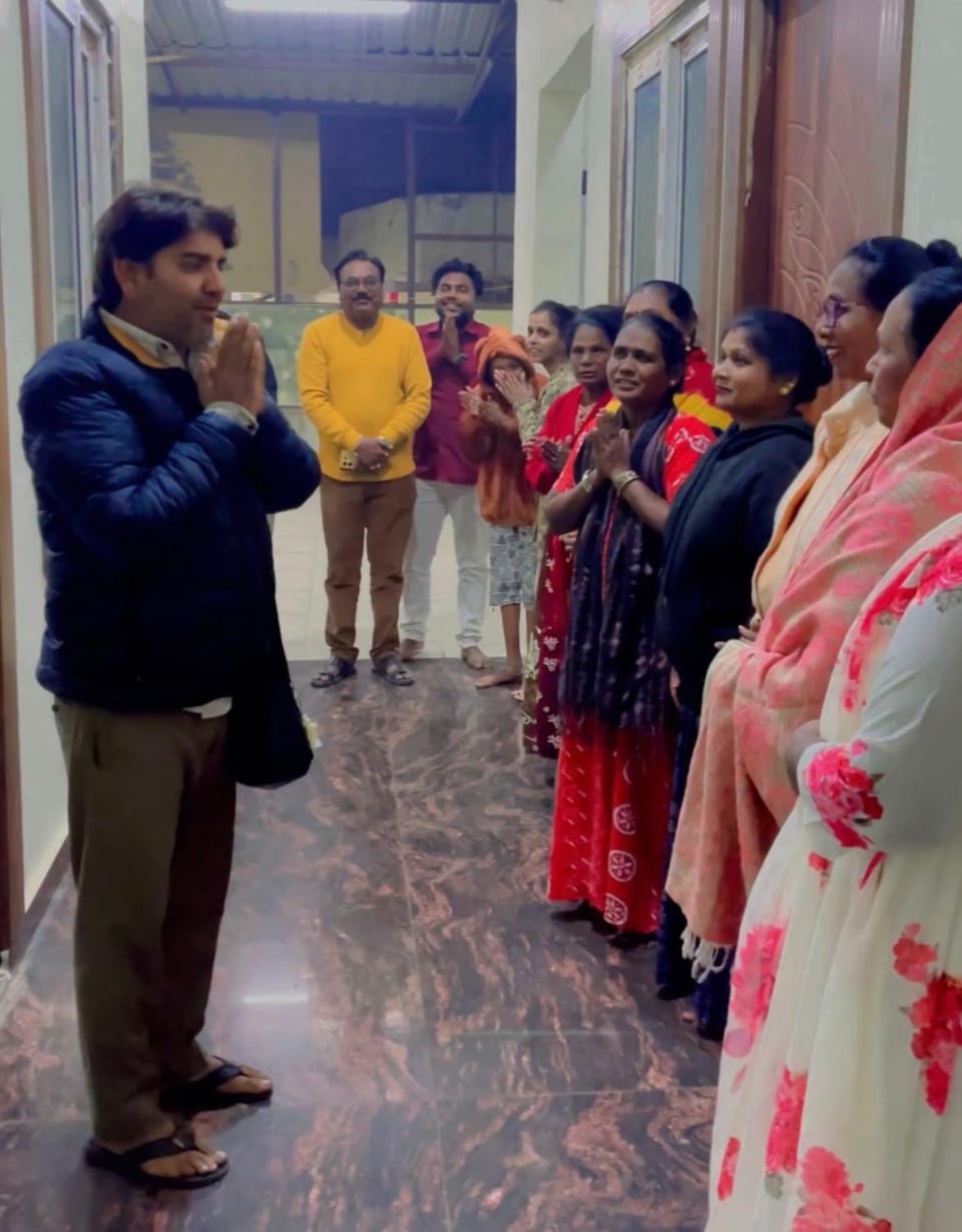 light Inn pg home stay Apartment hotel in Uttar Pradesh