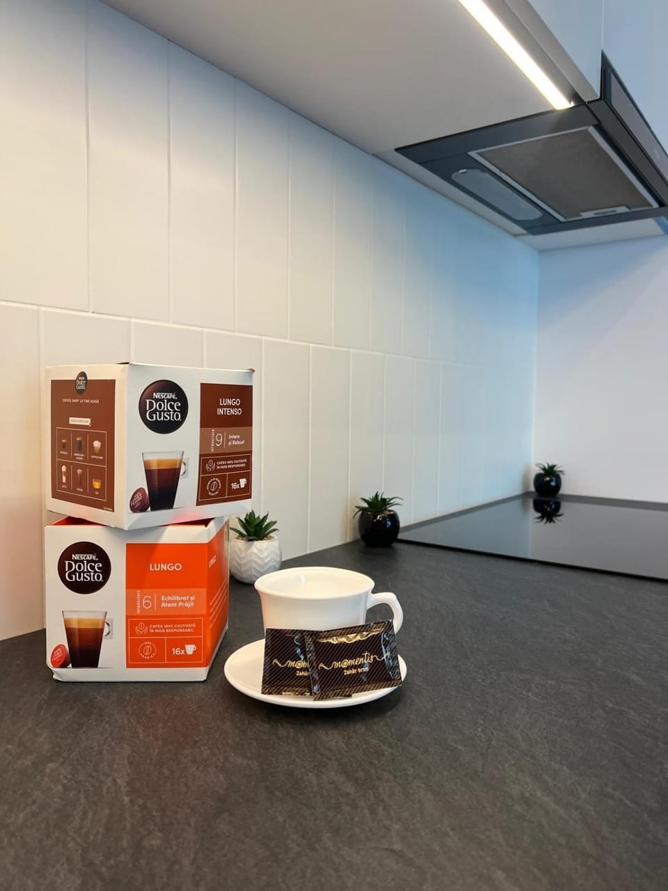 Coffee/tea facilities, Kitchen or kitchenette
