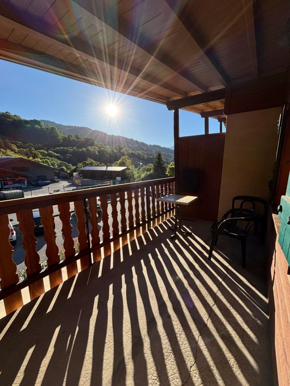 Balcony/Terrace, Mountain view