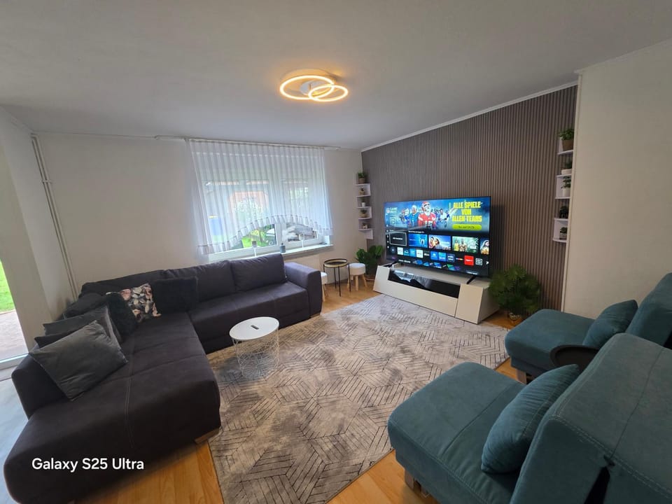 Communal lounge/ TV room, Living room