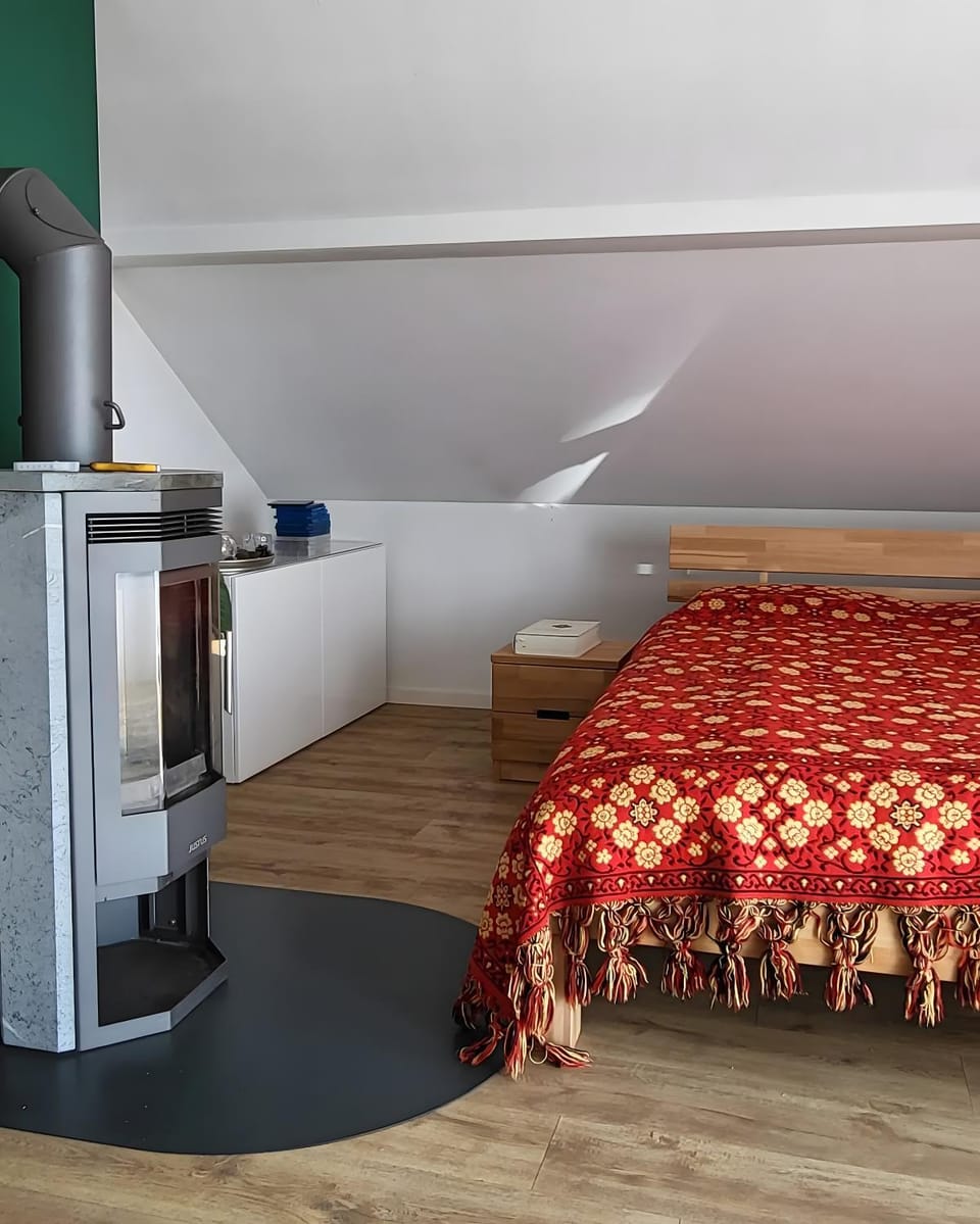 Property building, Living room, Bedroom