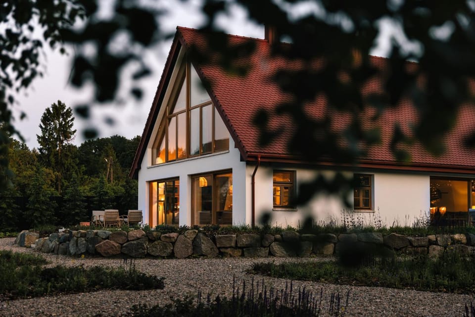 Property building, Day, Garden, Garden view