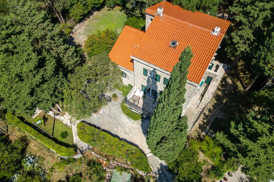 Property building, Natural landscape, Bird's eye view