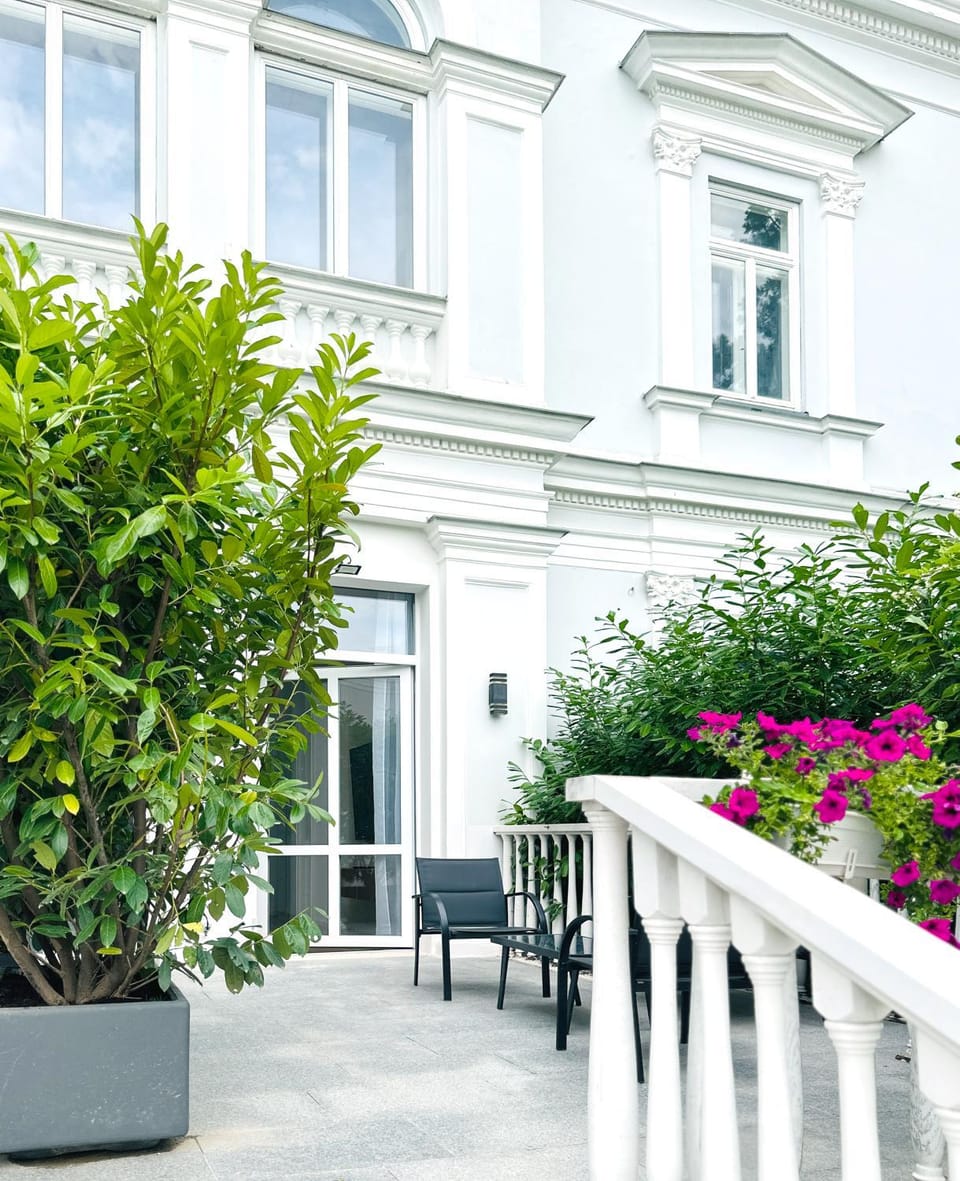 Balcony/Terrace, Balcony/Terrace, Garden view