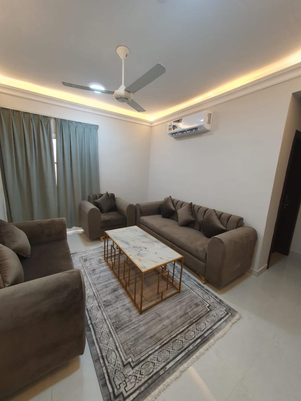 اجنحه اسوار للشقق الفندقيه Apartment hotel in Oman
