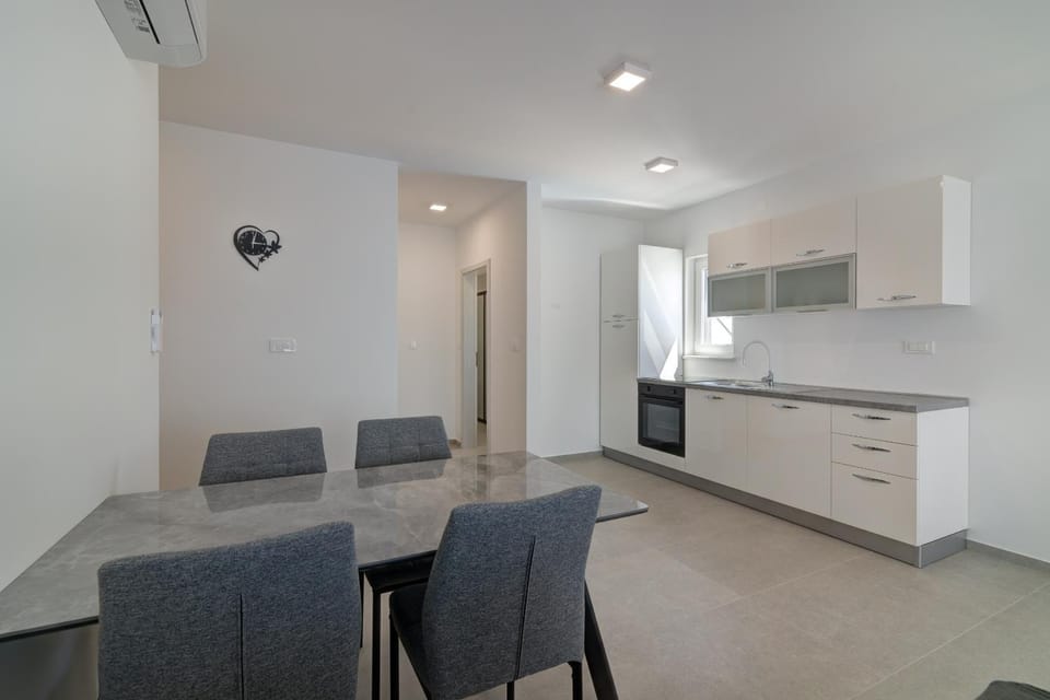 Apartmani Olimp2 Apartment in Lika-Senj County