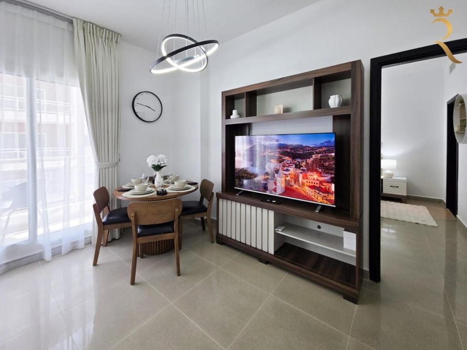 TV and multimedia, Dining area