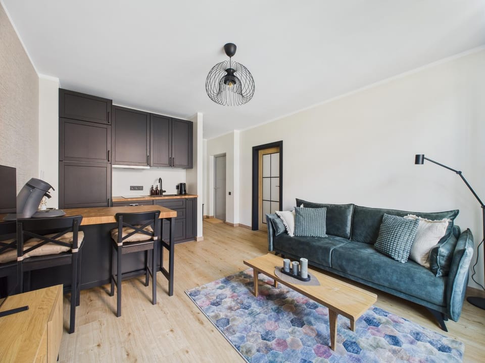 TV and multimedia, Kitchen or kitchenette, Living room, Dining area