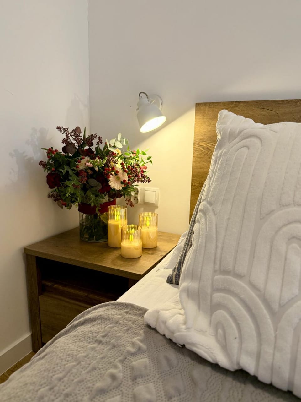 Bedroom, Autumn