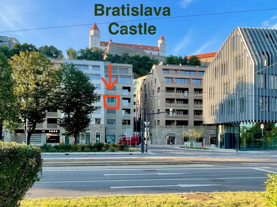 Property building, Location