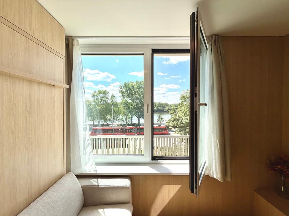 View (from property/room), River view
