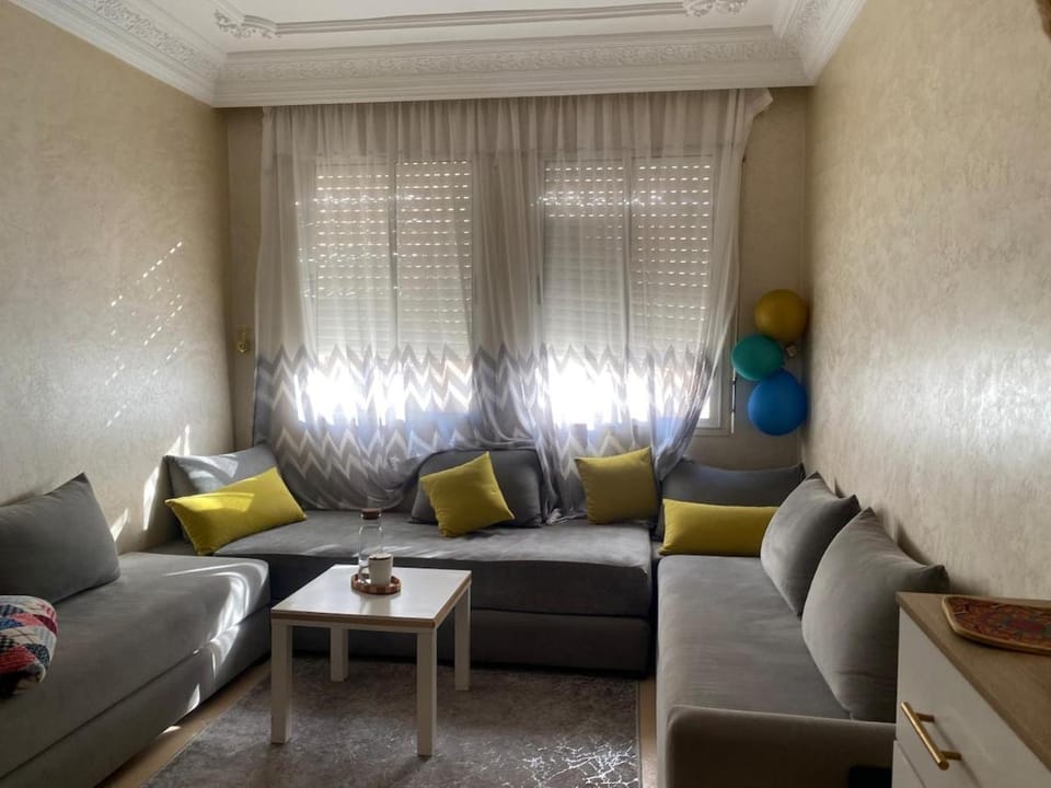 Bedroom for girls only Apartment in Casablanca