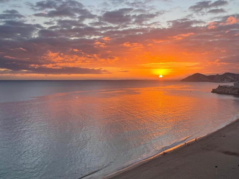 Beachfront studio in Benidorm Apartment in Benidorm