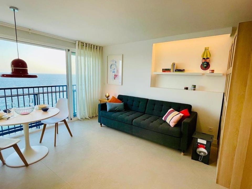 Beachfront studio in Benidorm Apartment in Benidorm