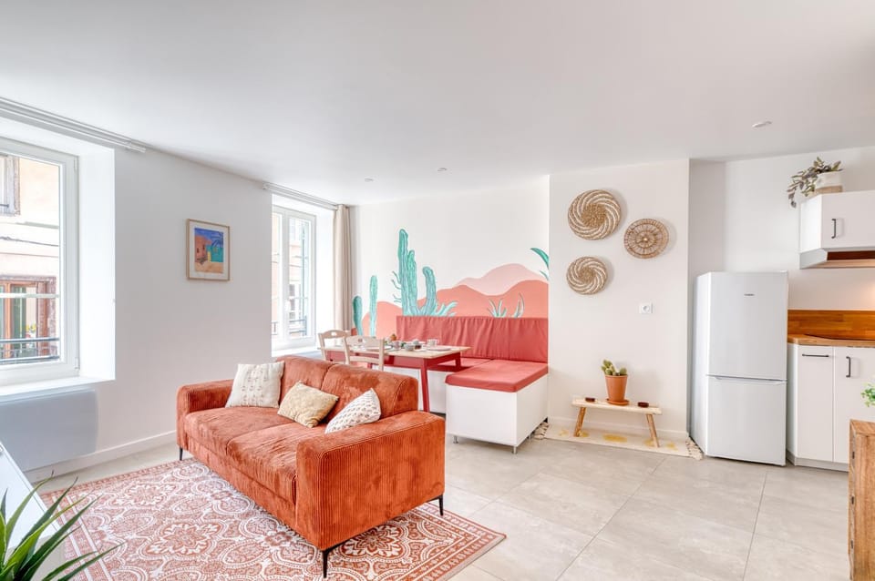 Living room, Meals